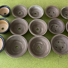 3サイズセットの植木鉢　昭和からの未使用品　まとめて1,000円の画像