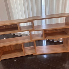 ライク伸縮ラック LIKE 収納ラック デザインシェルフ　美品 伸縮棚 リビング収納 木目調　の画像