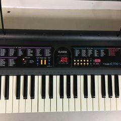 A4412　CASIO　カシオ　電子キーボード　CTK-480　電子ピアノ　61鍵盤 　ACアダプター　譜面立て付きの画像