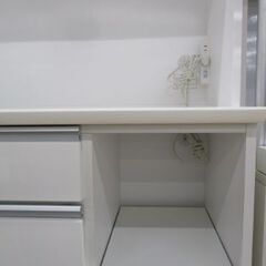 ジモティー割引🏷️【ジャングルジャングル 岸和田和泉インター店】システムキッチンボード　ホワイト　 和泉市 堺市 岸和田市 泉大津市 高石市 泉北郡熊取町の画像