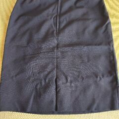 【事務服　ベスト・スカートセット】15号　定番の黒色の画像