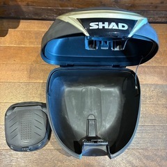 SHAD バイク　リアボックスの画像