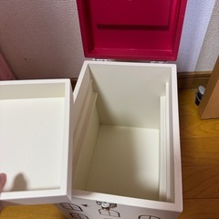 収納ボックスの画像