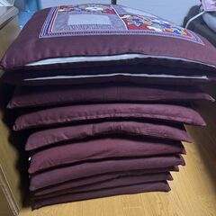 座布団10枚　まとめ売りの画像