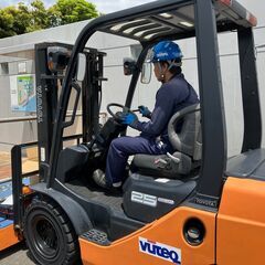 安定企業でキャリアを築く！構内オペレーションスタッフ／月収30万円超可／年休121日◎未経験歓迎＿ビューテックローリー株式会社　東京油槽所の画像