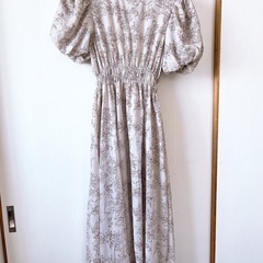 ★美品★ 1回着用！　ワンピース　花柄の画像