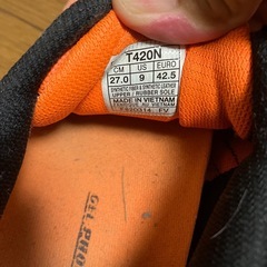 アシックスランニングシューズの画像