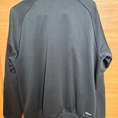 newbalanceジャージの画像
