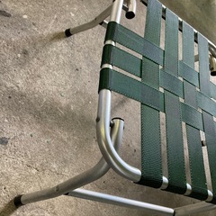 折りたたみ椅子・ペットボトルクーラーの画像