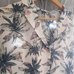 南国　アロハシャツ　お洒落　夏の画像