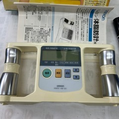 OMRON 体脂肪計 HBF-301の画像