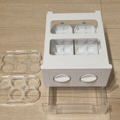 Hisense HR-B2302 2-Door Refrigeratorの画像