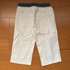 7分丈 ホワイトパンツ 150 美品の画像