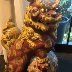 大きな置物の画像