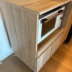 食器棚の画像