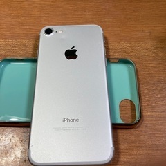 iPhone7シルバーの画像