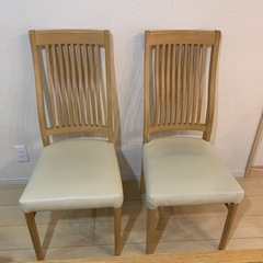 【商談中2名】
ダイニングチェア2脚/定価40,000円程の画像