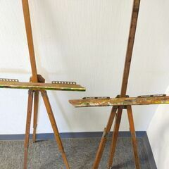 △ 木製イーゼル イーゼル 木製 2点セット 油絵の具の汚れあり 1点高さ調節不可 現状渡しの画像
