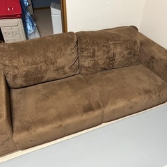 ソファの画像