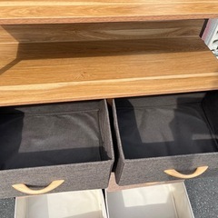 LYNCOHOME 棚付き収納チェスト タンス ラック キャビネット 布製引き出し 衣類収納 リビング収納 低ホルム 4段8杯 中古品 ③の画像