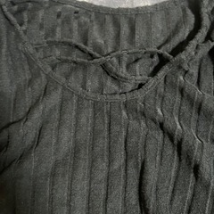 SHEIN 胸元 レースアップ風 リブロンＴの画像