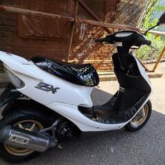 ホンダ　ライブディオZX　AF35　外装新品　実働車両　大阪の画像