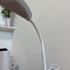 LEDデスクライト（ニトリ）の画像