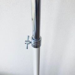 ハンガーラックの画像