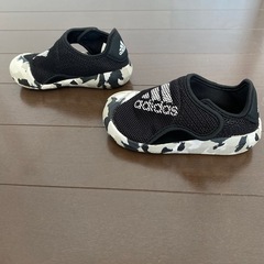 ベビー　　キッズ　adidas サンダル　JP14　の画像