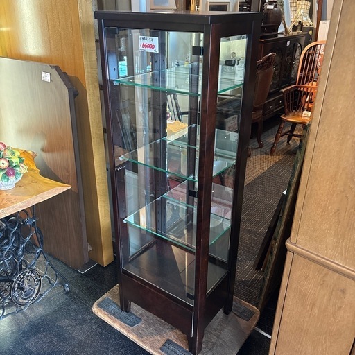 木製キャビネット　ガラス扉　無垢材　北海道民藝　箪笥　本棚　ダークブラウン　収納 木製キャビネット ガラス扉 無垢材 北海道民藝 箪笥 本棚 ダーク