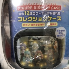 フィギュアディスプレイケースLEDライト付き　白の画像