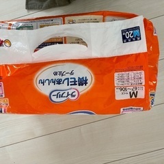 紙おむつ　まとめて1500円！の画像