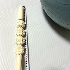 バランスボールとマッサージローラー2点セットの画像