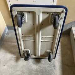 受け取り者決まりました。　荷物乗せる台車の画像