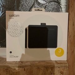 【値下げしました！】【未開封】Wacom Intuos Small ベーシック　【エリア】平野区､東住吉区､生野区､松原市 の画像