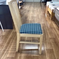 ダイニングチェアー〈2脚セット〉　（町田市再生家具）
251237の画像