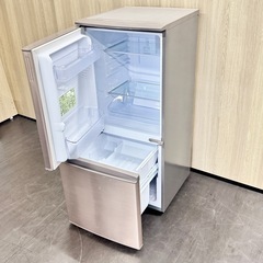 A1398🌟激安‼️2019年製美品シャープ2ドア冷蔵庫SJ-D14E-N 137L🌟の画像