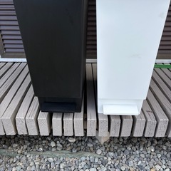 プラスチック製ゴミ箱　足踏み開閉付きの画像