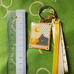 鬼滅の刃  キーホルダー  ハンカチの画像