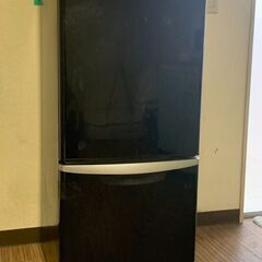 黒の2ドア冷蔵庫をお譲りいたします。の画像