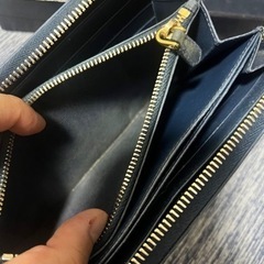 PRADA長財布の画像