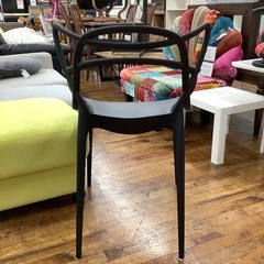 Kartellアームチェアーのご紹介です！の画像