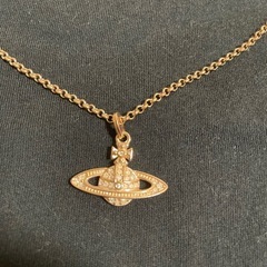 Vivienne　ネックレスの画像