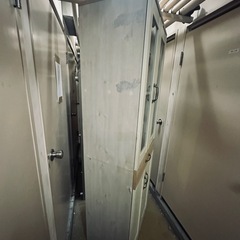 食器棚の画像