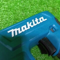 マキタ ST112D 充電式タッカ【船橋馬込店】【店頭取引限定】【中古】管理番号：ITZED40A7LAQの画像