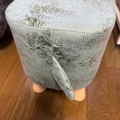 カバの椅子グリーンの画像