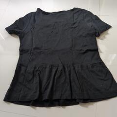 黒カットソー40サイズの画像