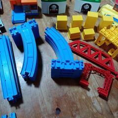 プラレール トーマスの画像