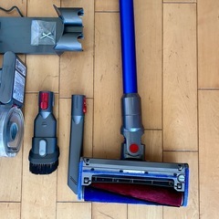 お取引中です。ダイソンステック掃除機 V7 コードレスの画像