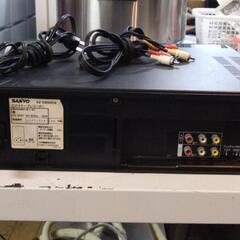 SANYO　ビデオデッキ　VZ-600D型の画像